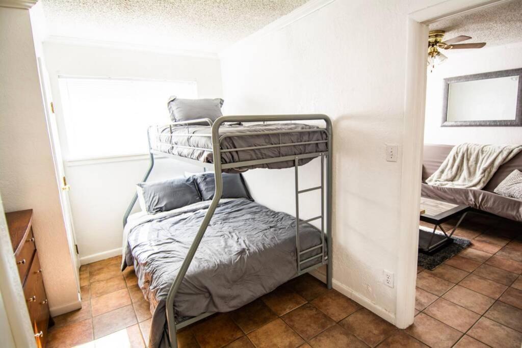Central Automobile Alley Modern 1Bdr - Wifi โอคลาโฮมาซิตี้ ภายนอก รูปภาพ
